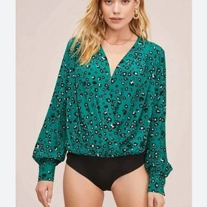 Trixie Leopard Print Bodysuit size Small New